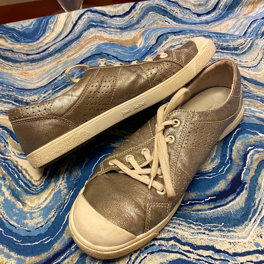 Josef seibel pewter lace up tennis shoes size 40